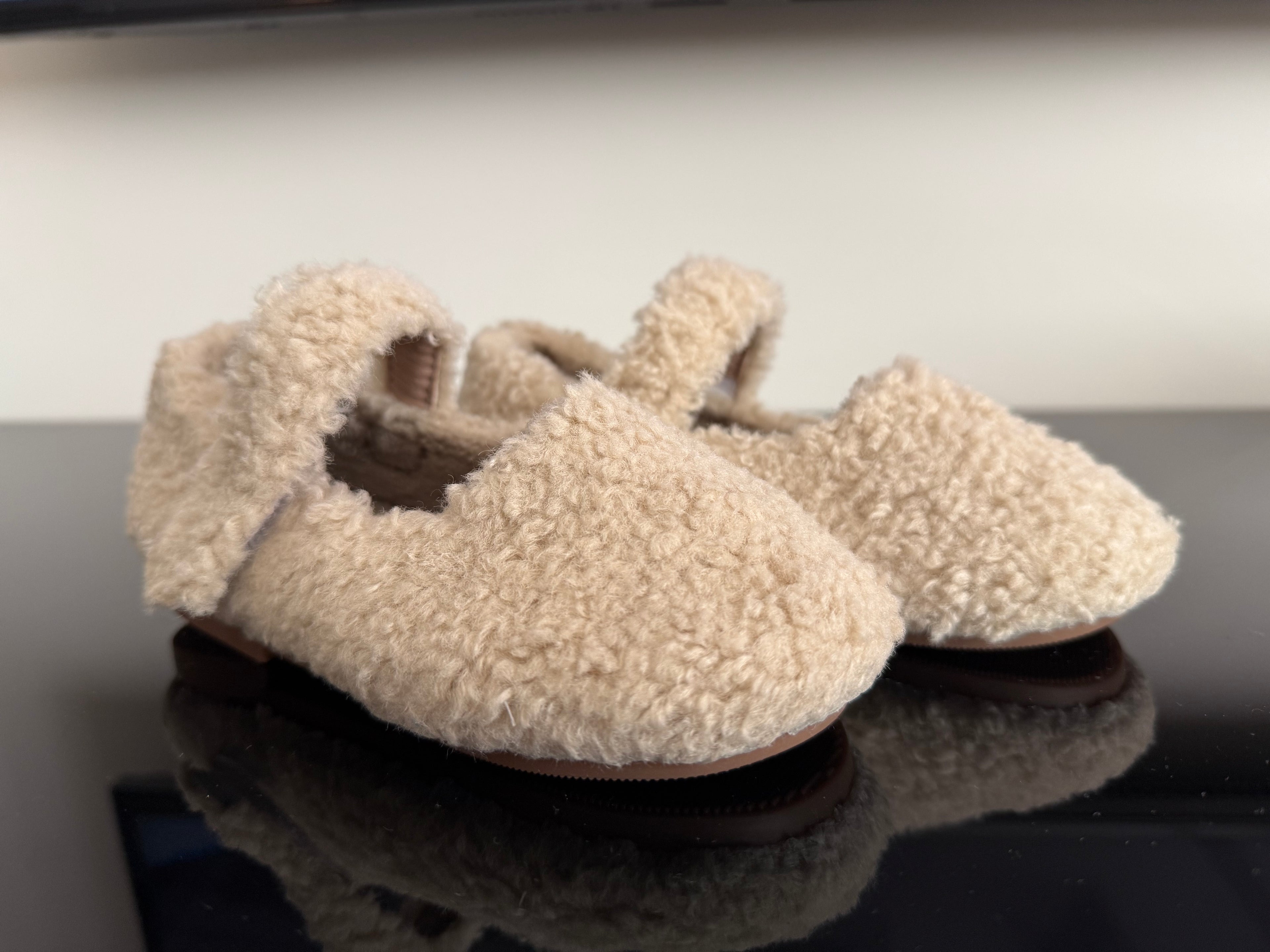 Teddy-Textured shoes